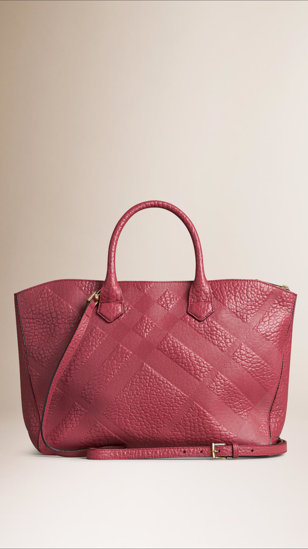 burberry purses pink