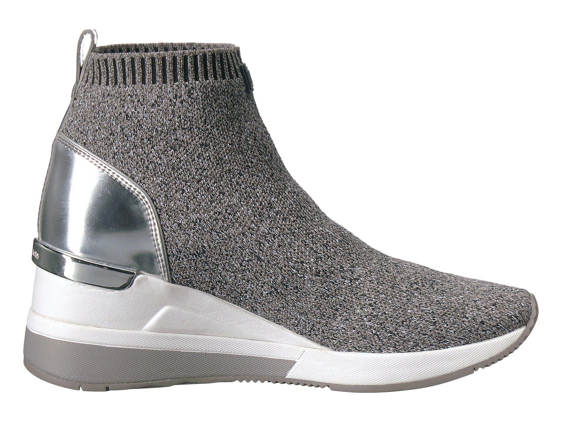 indoor football boots for turf