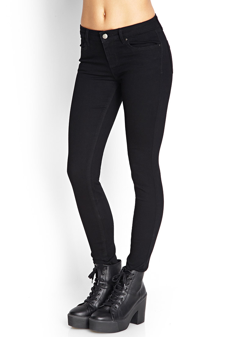 Forever 21 Classic Mid-rise Skinny Jeans in Black | Lyst