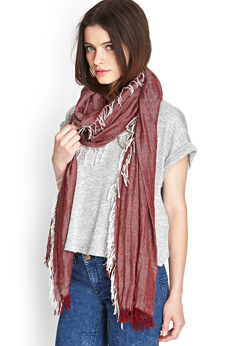 Forever scarf Free knitting patterns and step-by-step basic knitting lessons and tutorials. Everything from simple knitted hats, fast chunky Garter Stitch scarves, cozy infinity scarves and cowls, to handknitted shawls, blankets, sweaters, pillows and dresses.