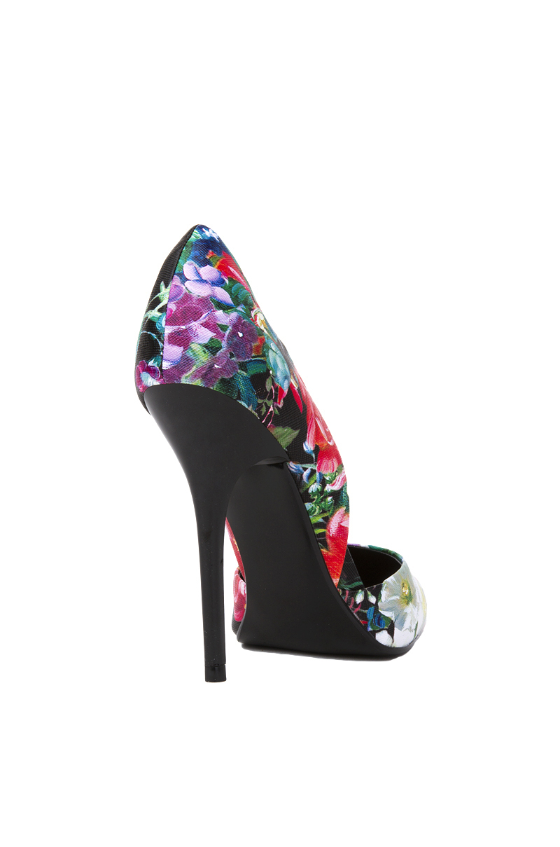 steve madden varcityy pumps