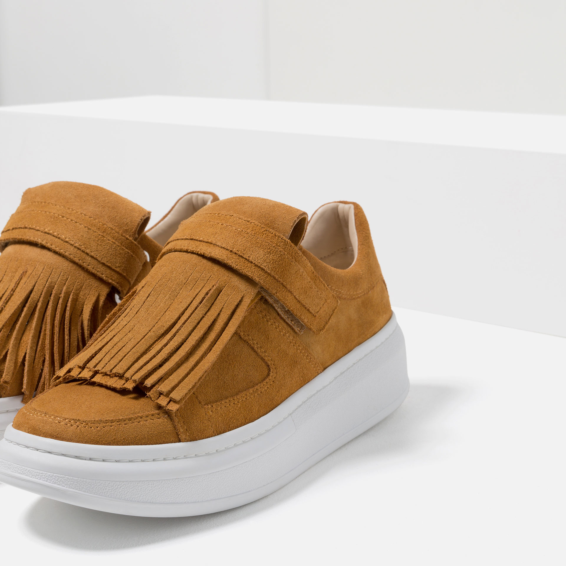 Zara Leather Sneakers With Removable Fringe in Natural | Lyst