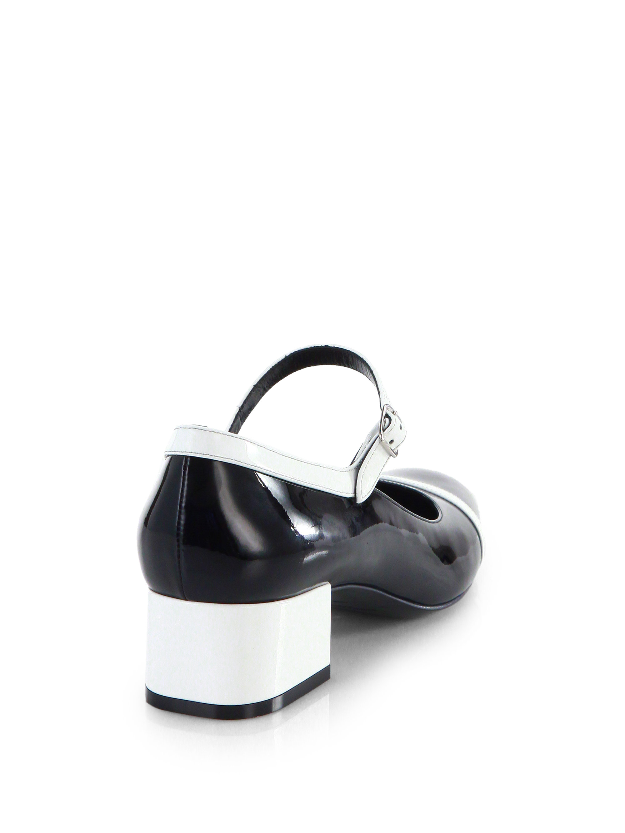 padded mens sliders