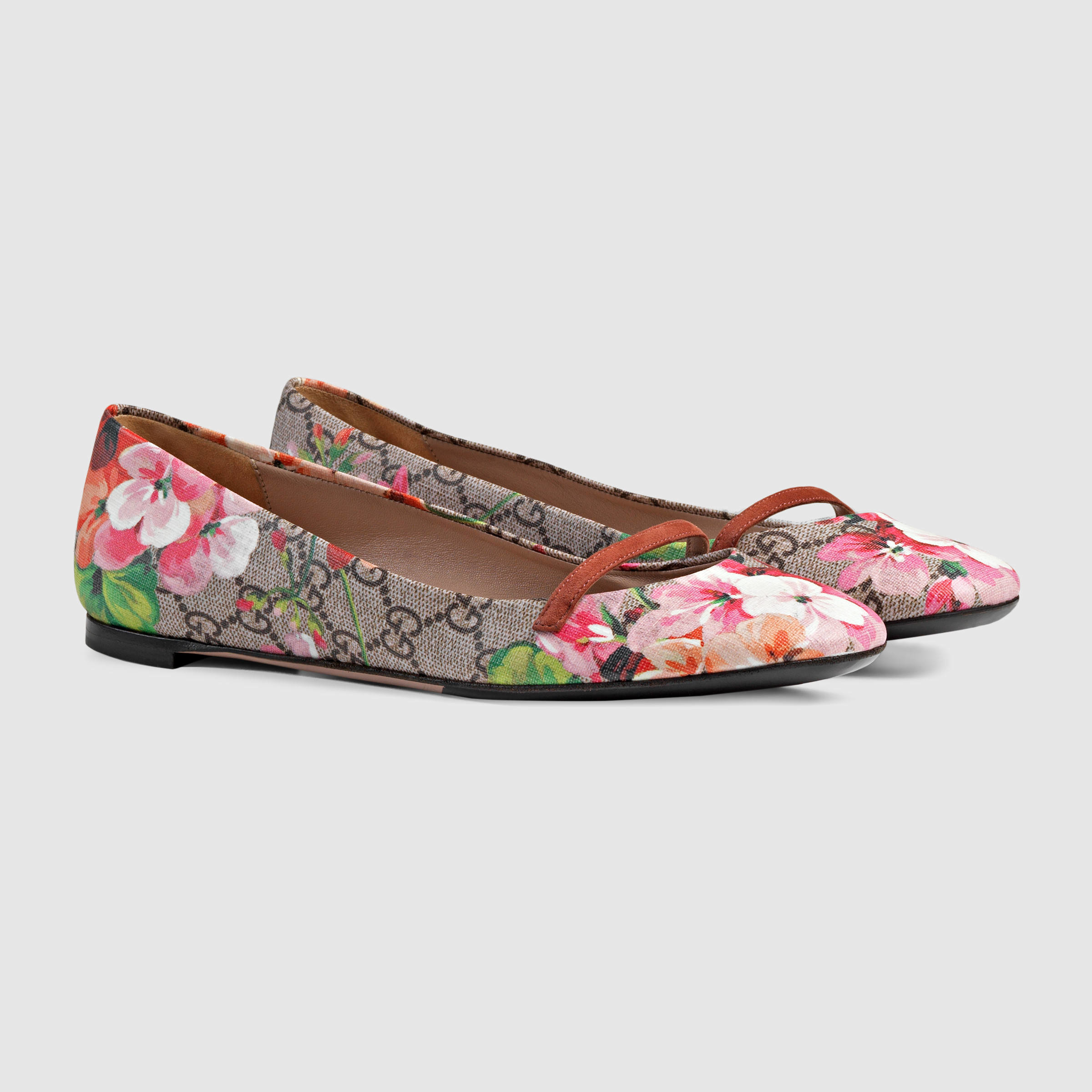 gucci gg ballet flats