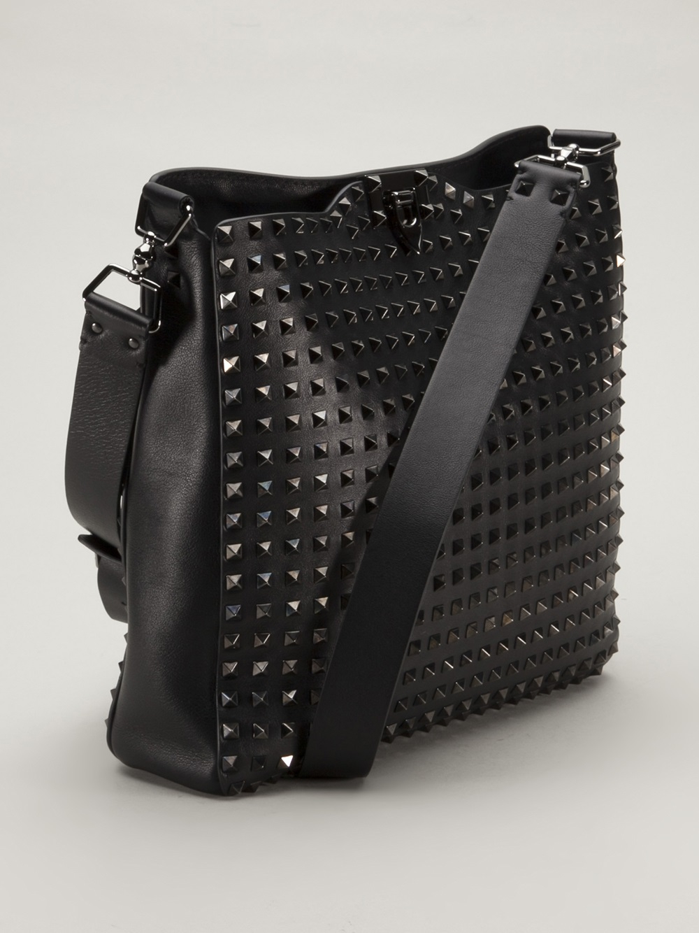 Lyst - Valentino Rockstud Shoulder Bag in Black