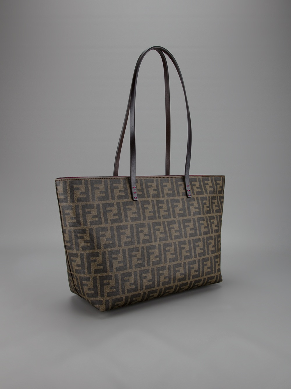 fendi signature tote