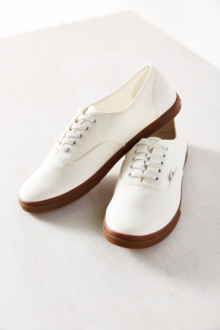 vans lo pro all white vans lo pro all white