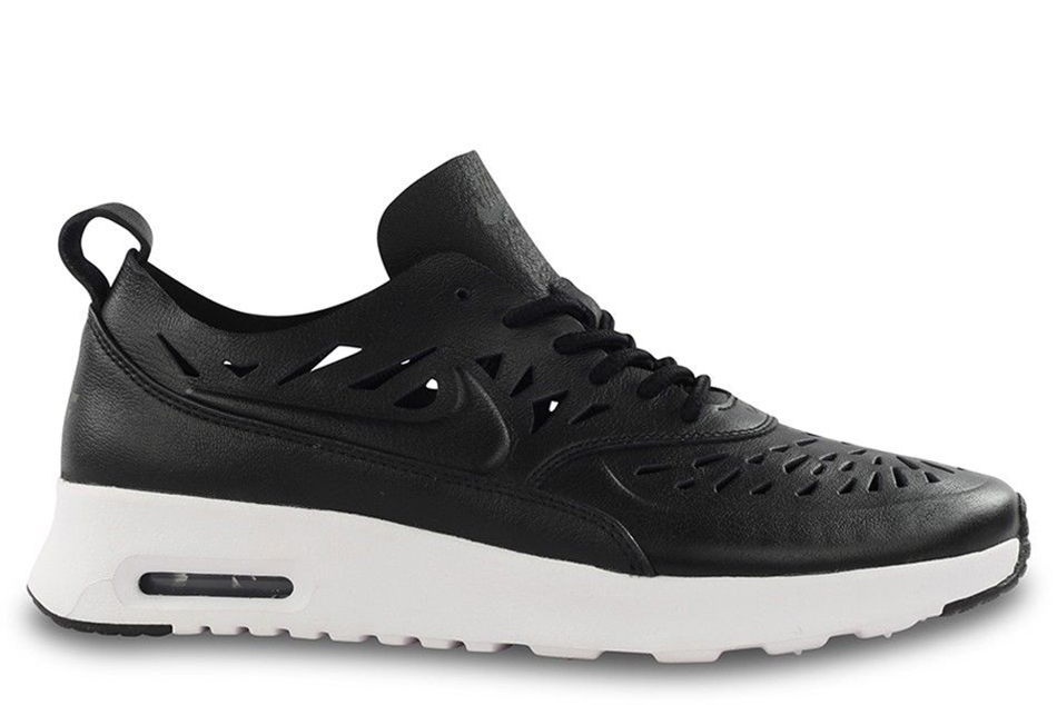 black nike air max thea womens