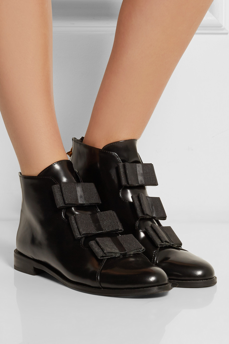 Ftroupe + BowEmbellished GlossedLeather Ankle Boots in Black Lyst
