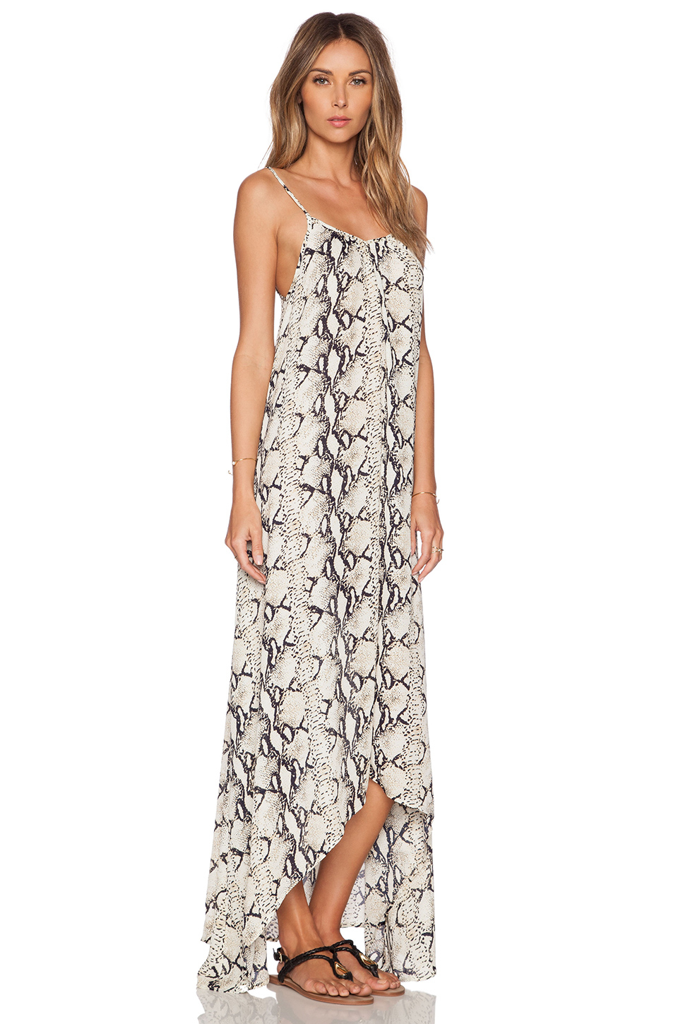 resort maxi