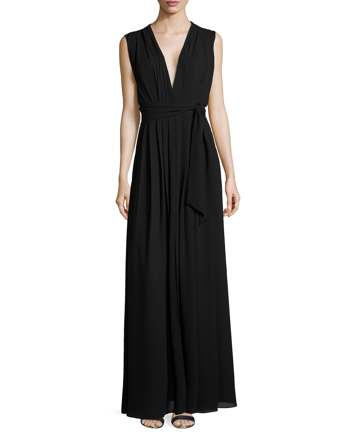 L'agence Deep V-Neck Pleated Maxi Dress in Black | Lyst