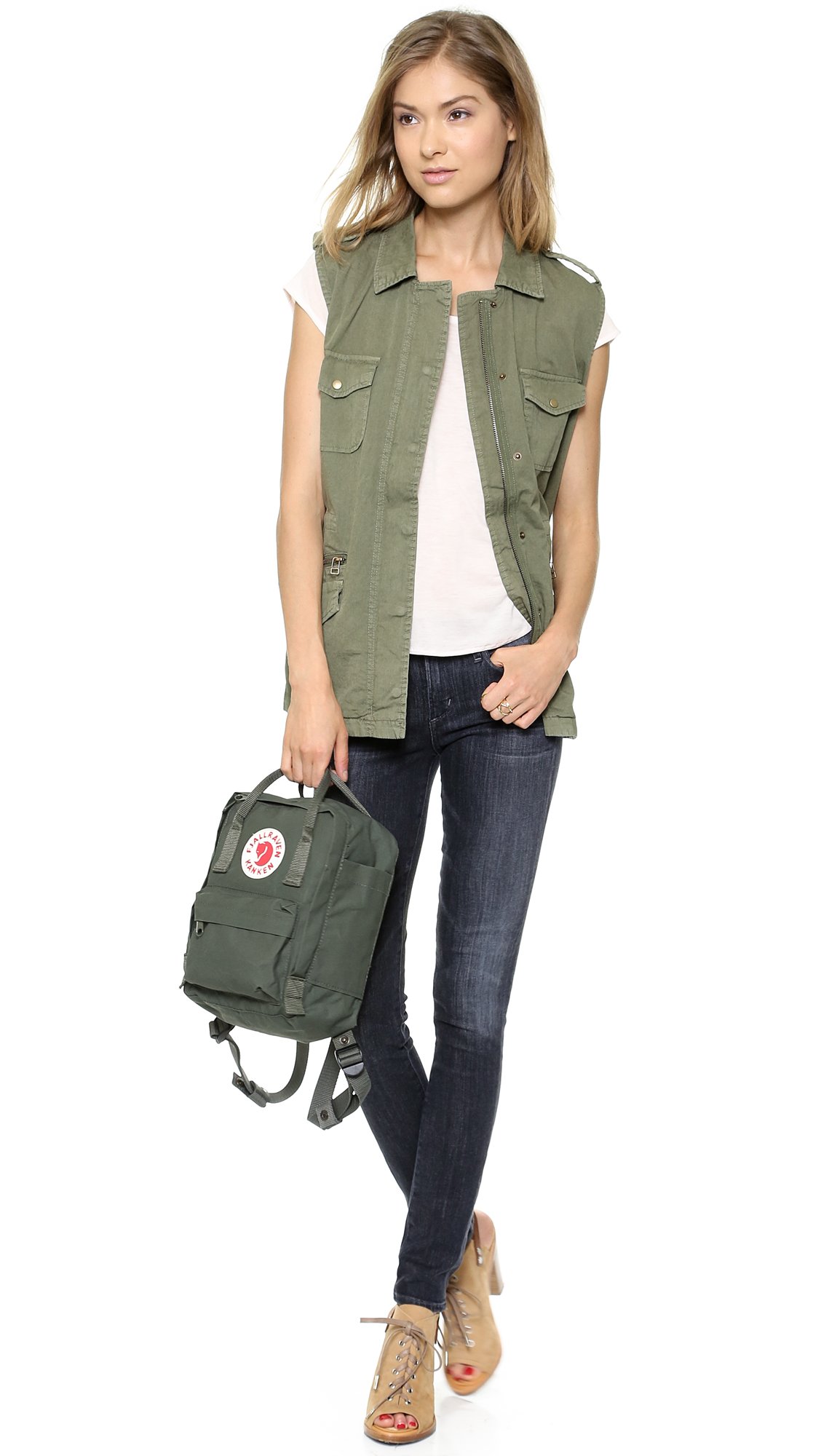 fjallraven kanken backpack light grey