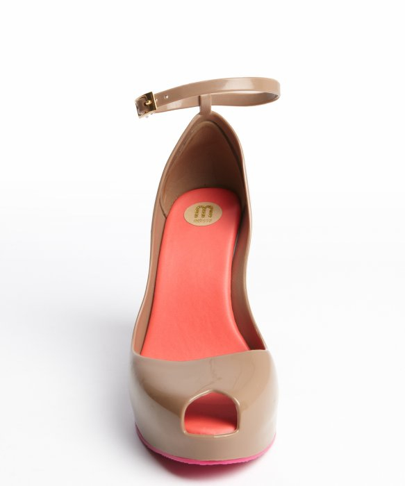 Lyst - Melissa Tan Rubber Hot Pink Trimmed 'Patchuli V' Wedge Sandals in Natural
