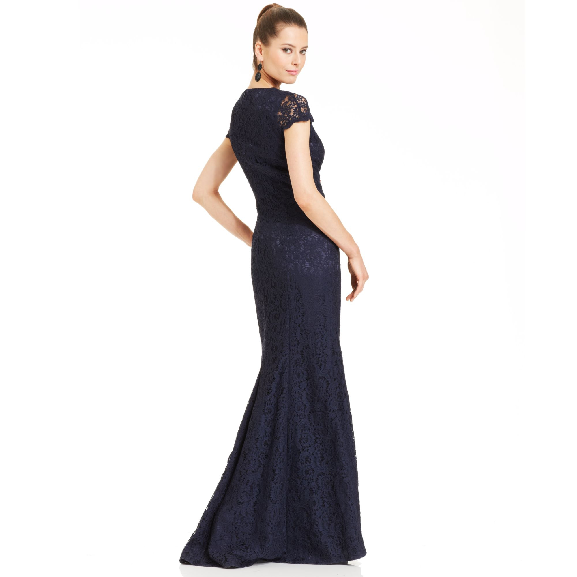 js collections scalloped lace cap sleeve gown