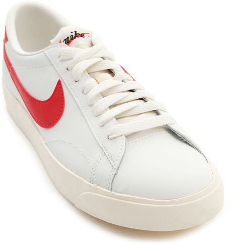 Nike Classic White Tennis Sneakers in White for Men | Lyst