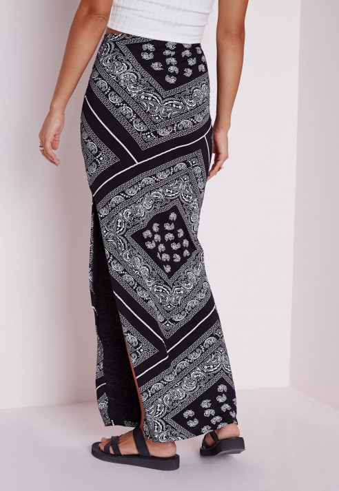 Lyst - Missguided Bandana Print Side Split Maxi Skirt Black in Black