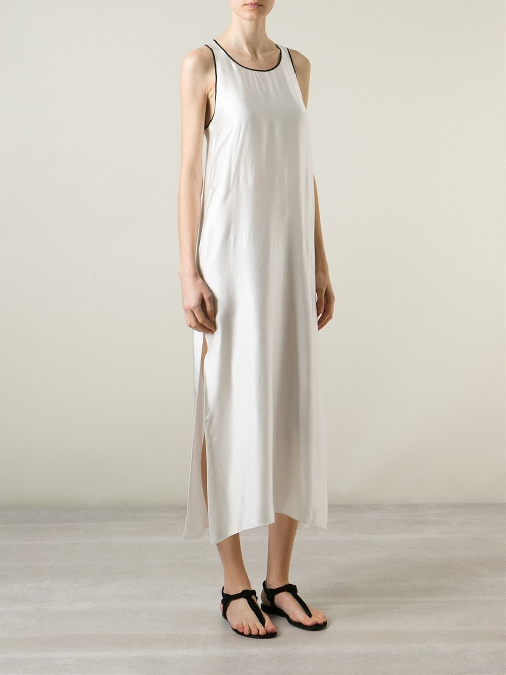 Sleeveless long white dress