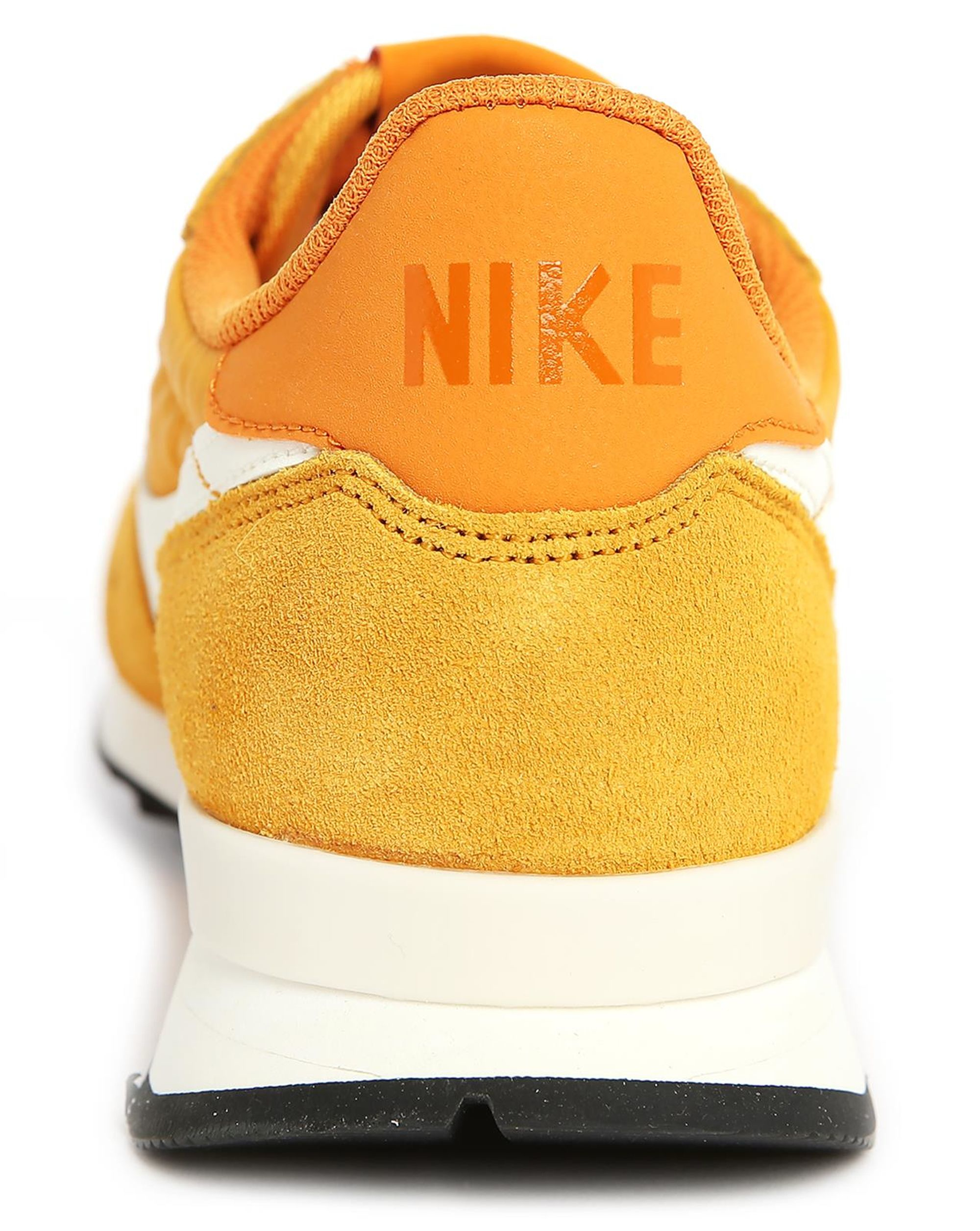 nike internationalist camel