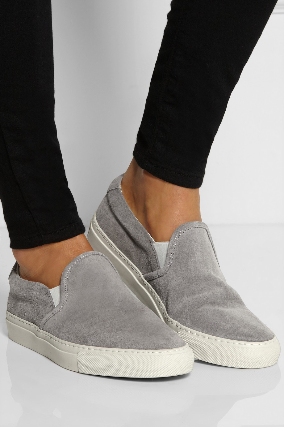 common projects gray suede