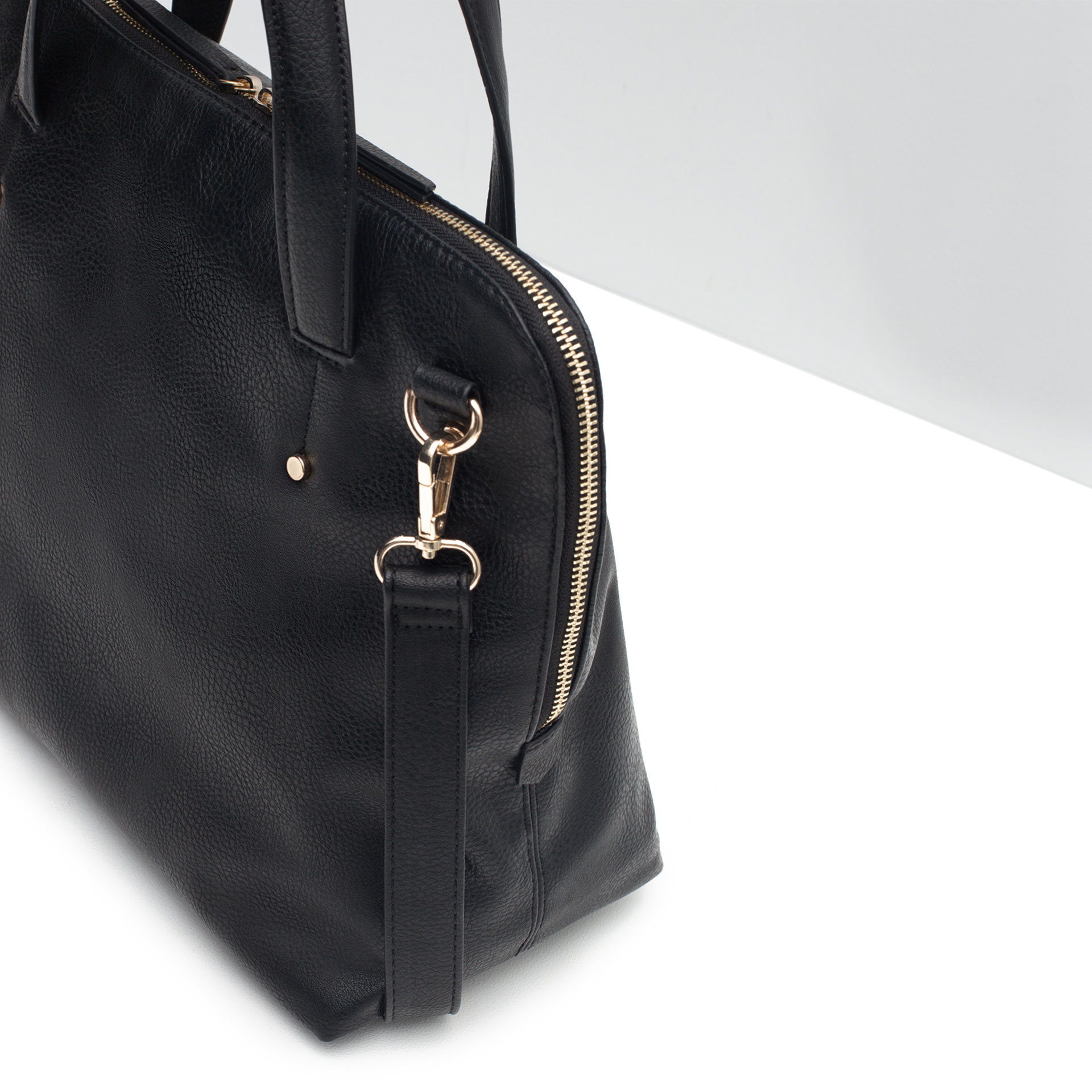 Zara Soft City Bag in Black | Lyst