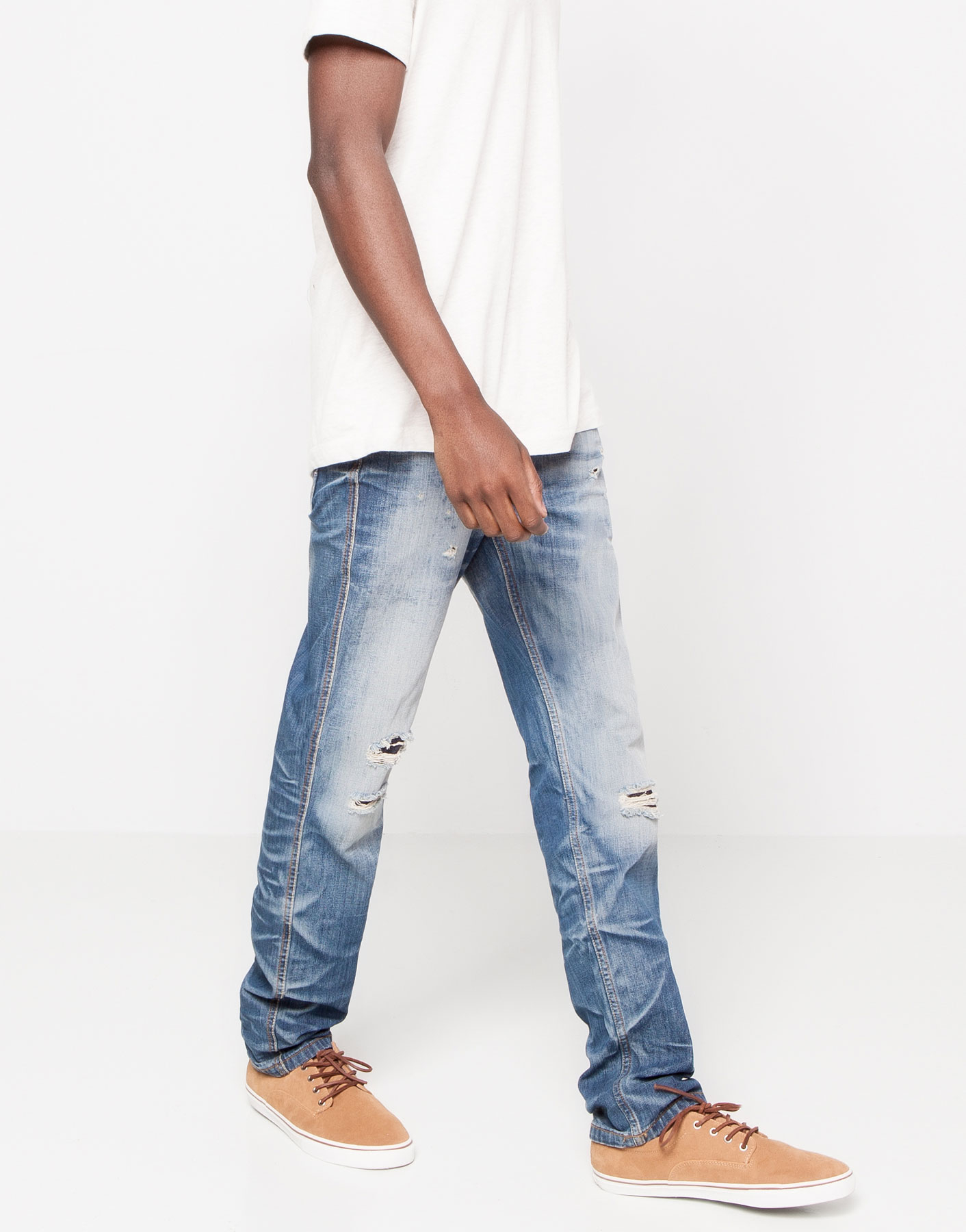 pull and bear jeans baggy