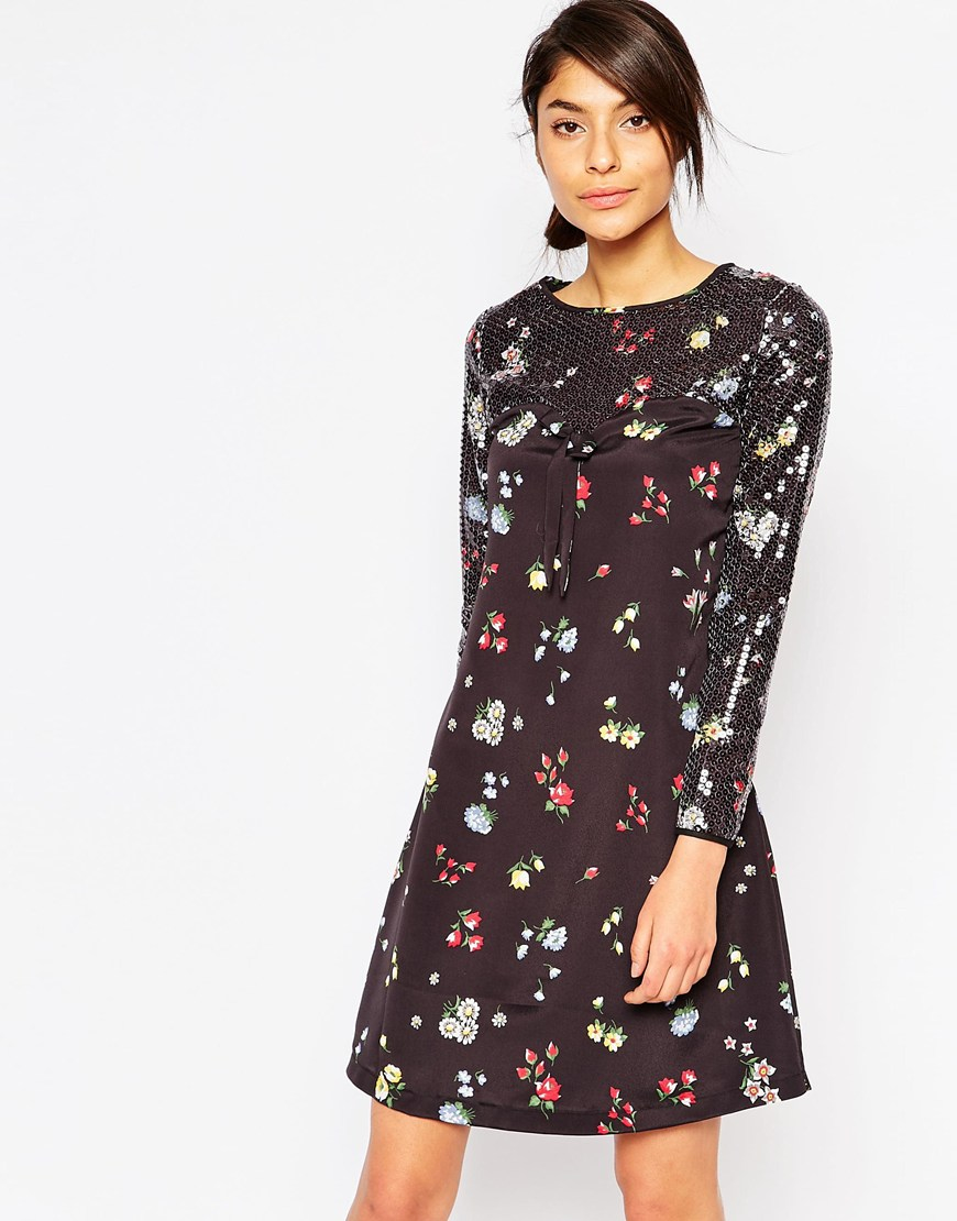 Lyst - Love Moschino Floral Print Shift Dress With Sequin Sleeves in Black