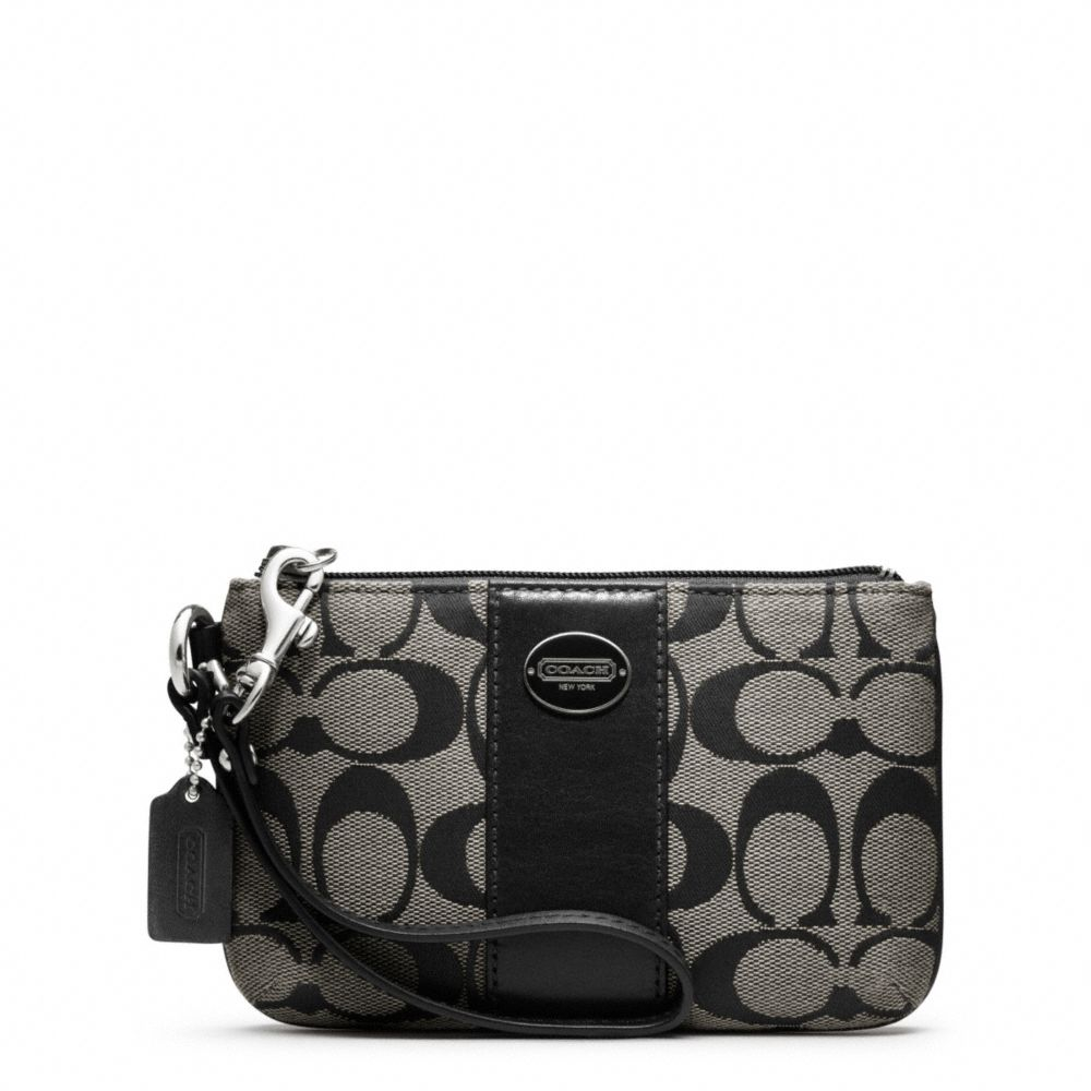 coach wristlets 13