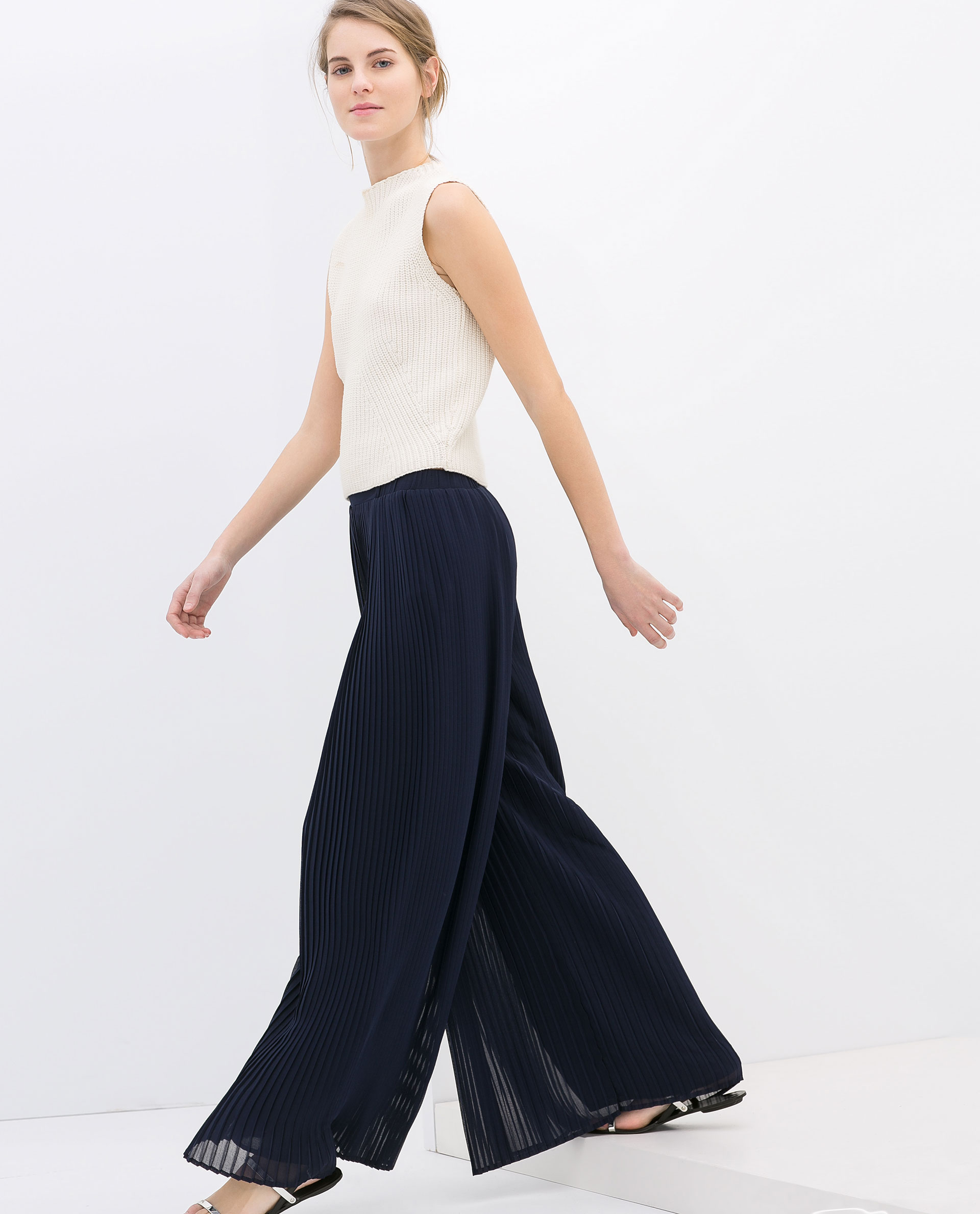 Zara Wide Pleated Trousers in Blue | Lyst