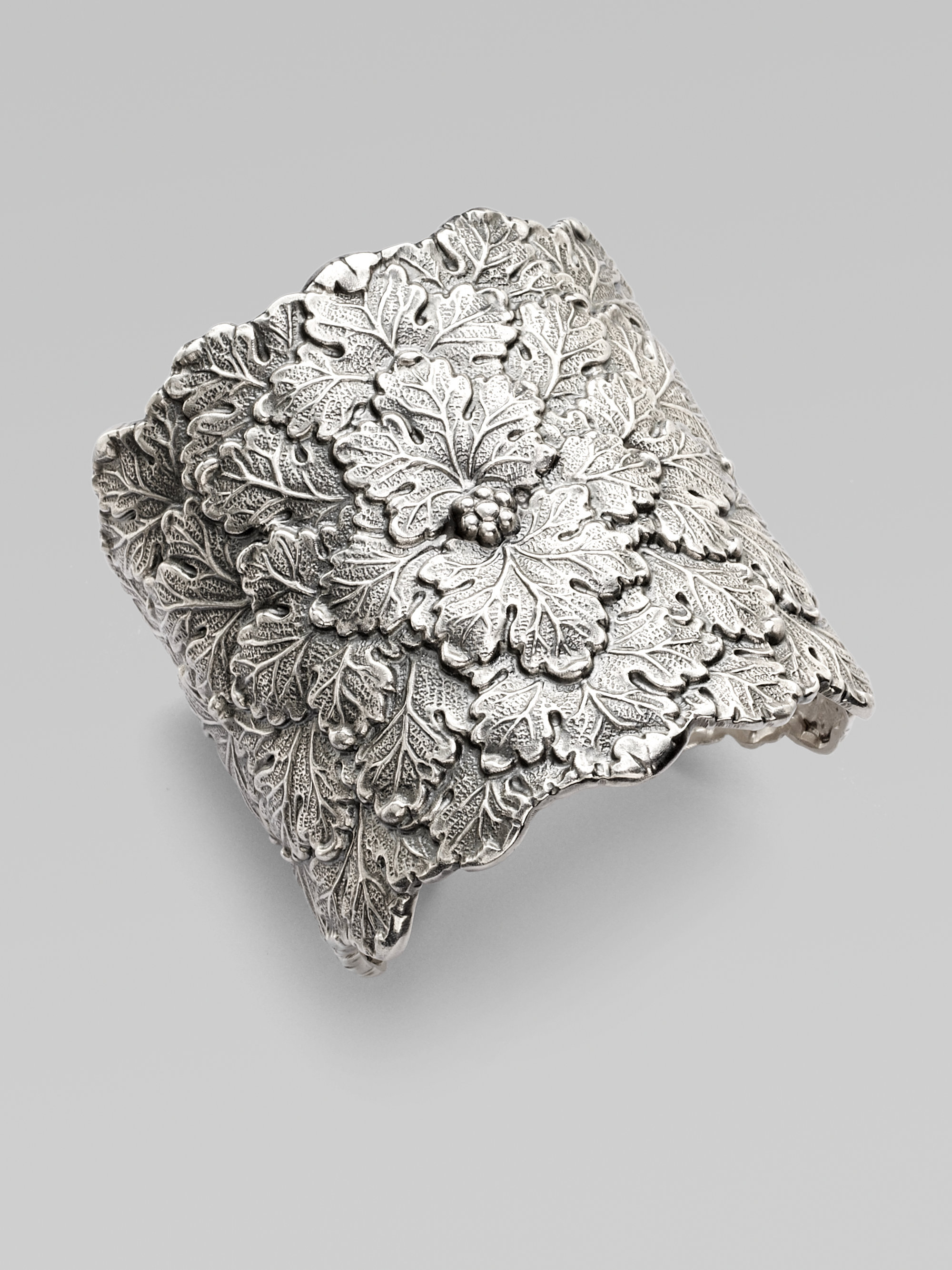 Lyst Buccellati Sterling Silver Vine Leaf Cuff Bracelet in Metallic