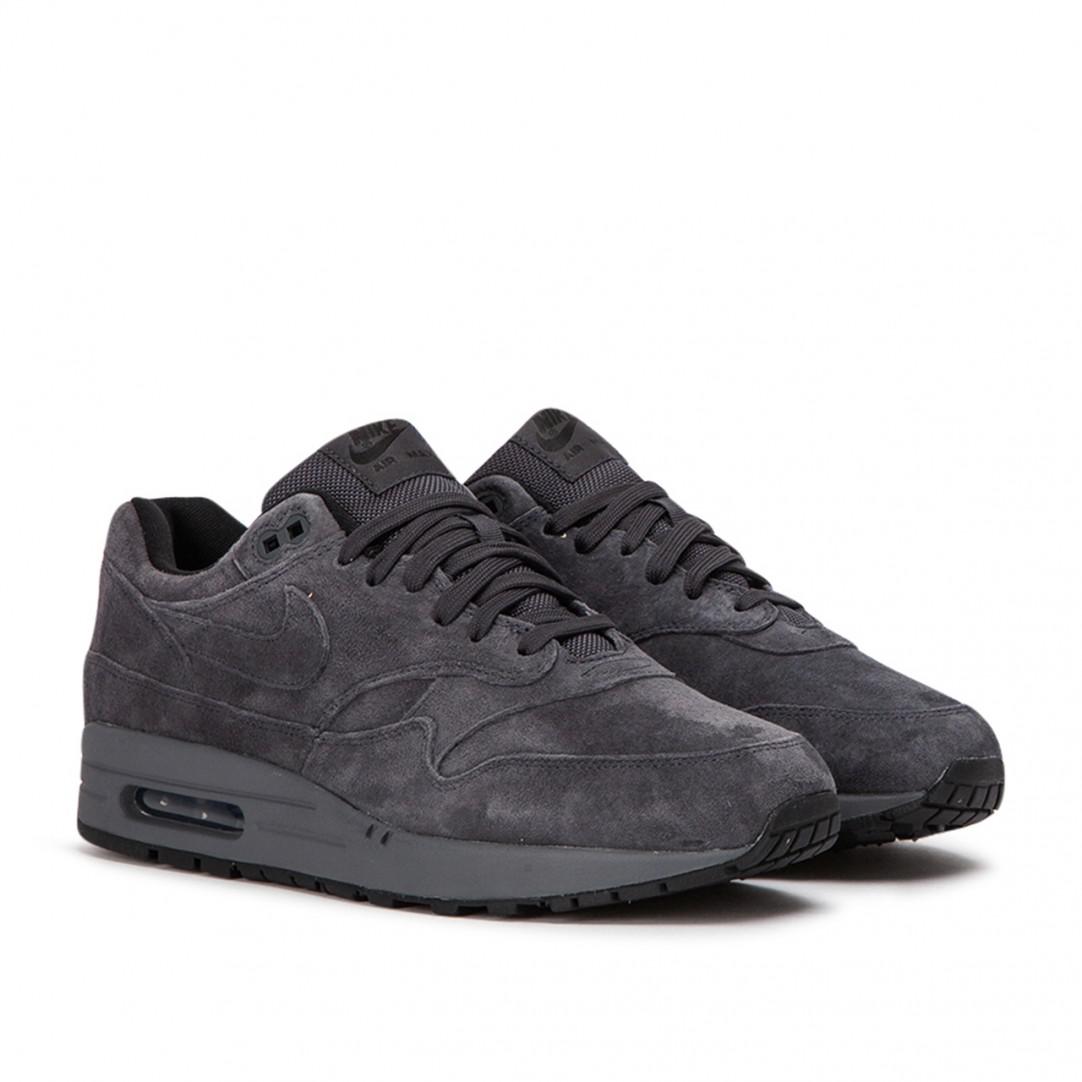 air max 1 suede grey