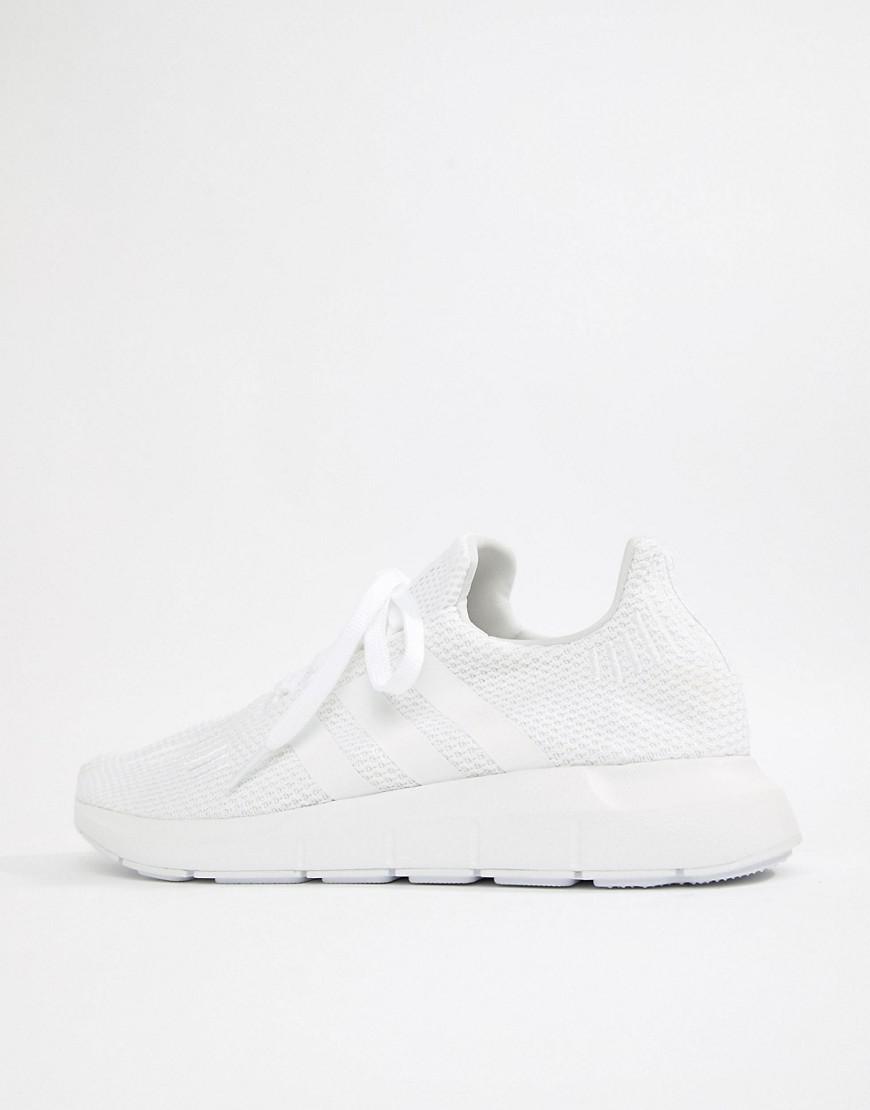 Adidas Originals Swift Run Trainers en blanco b37725 en blanco para los hombres Adidas Originals Swift Run blanco Trainers en blanco Run b37725 en blanco para los hombres ffd522