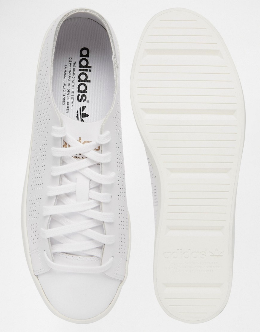 lyst adidas originali corte vantage perforati scarpe bianche lyst adidas originali corte vantage perforati scarpe bianche