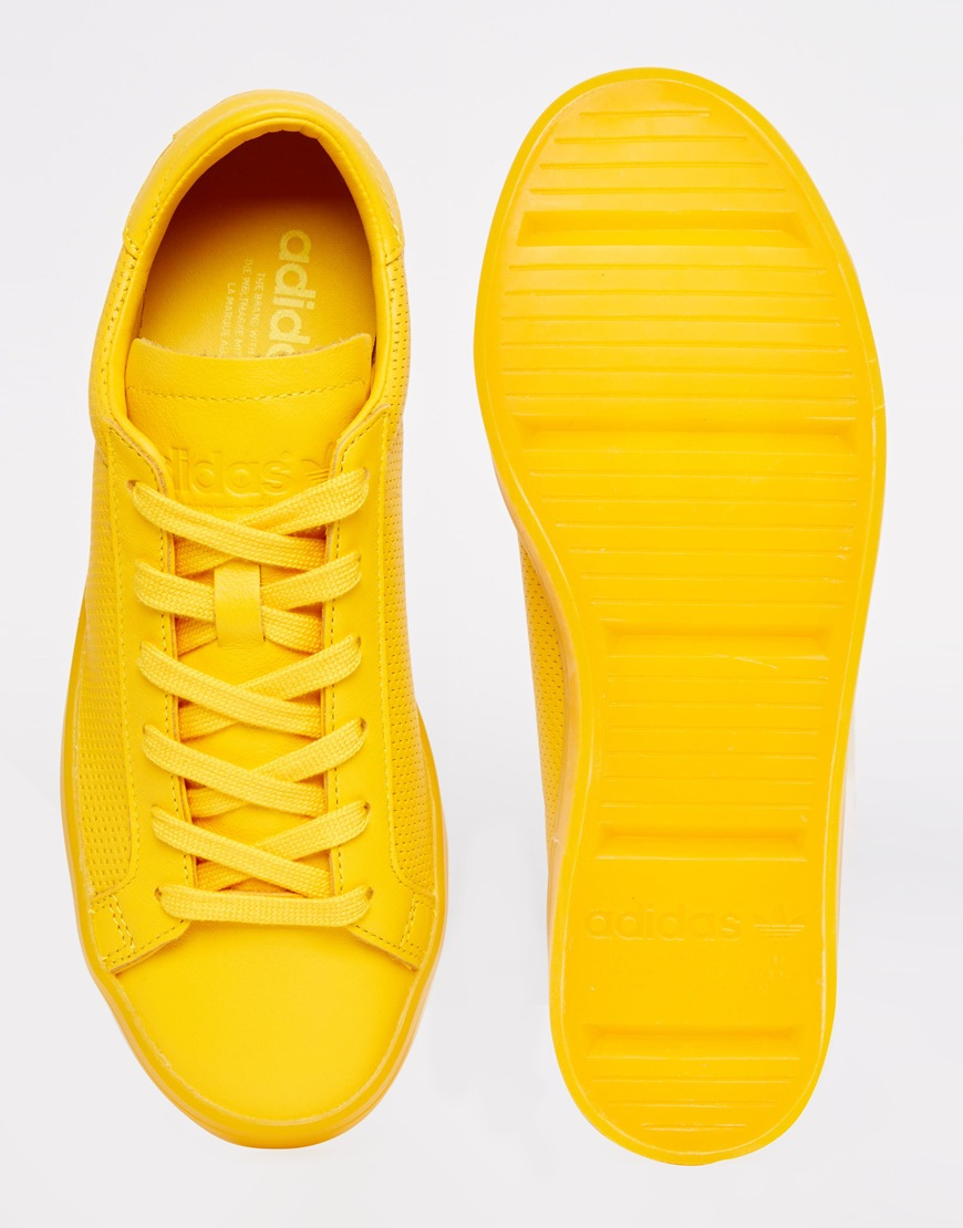 adidas superstar black with white stripes