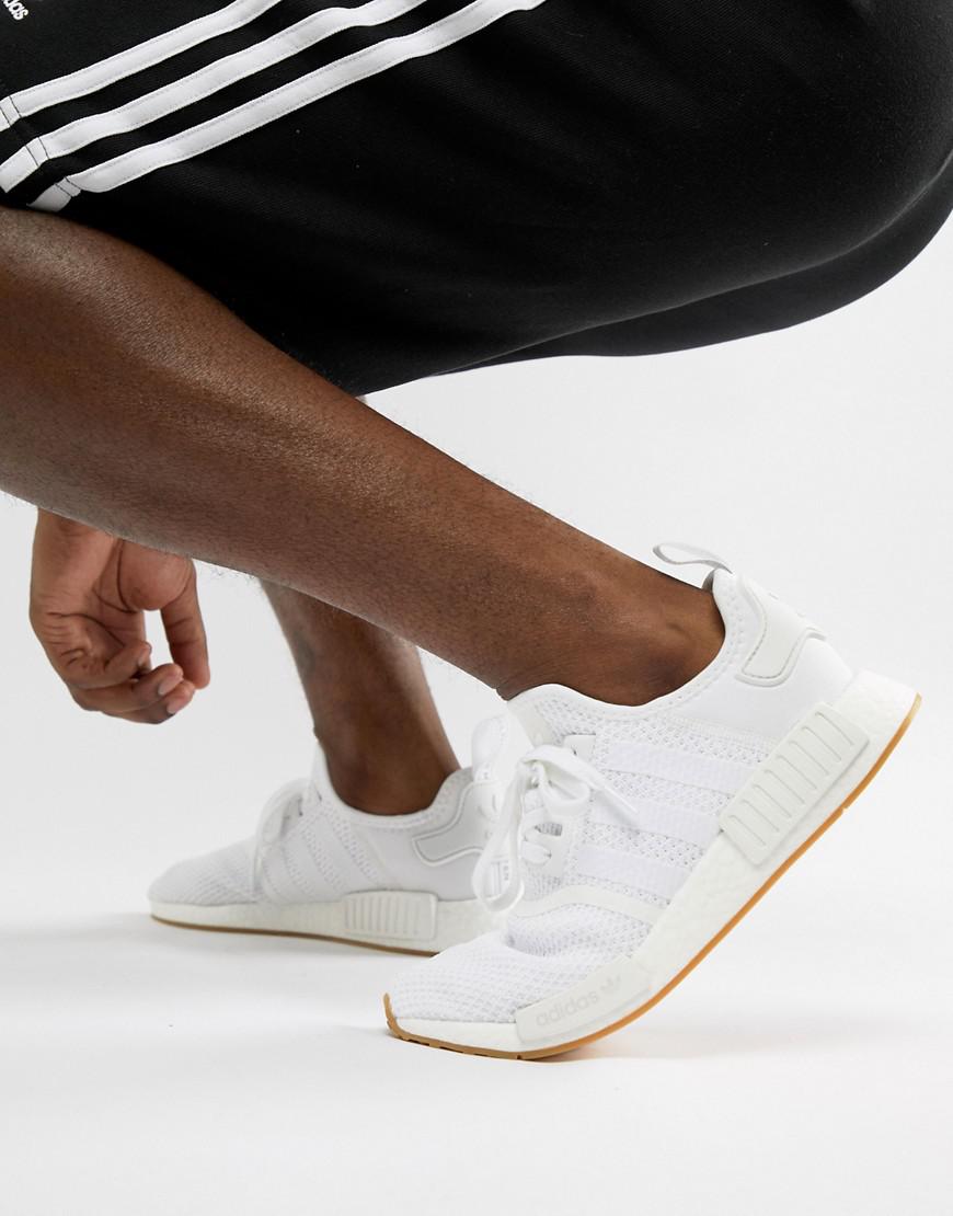 lyst adidas originali nmd r1 formatori bianco d96635 in bianco per gli uomini. lyst adidas originali nmd r1 formatori bianco d96635 in bianco per gli uomini.