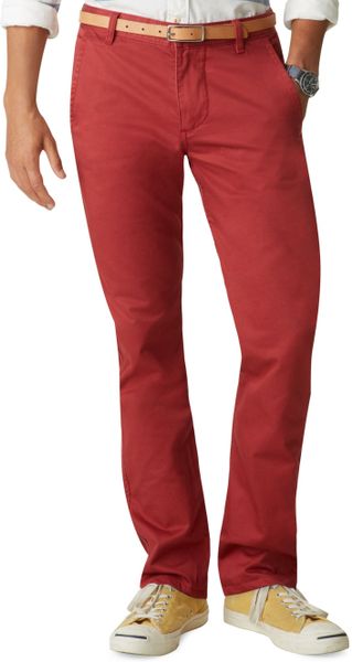 Dockers D1 Slimfit Alpha Khaki Flat Front Pants in Red for Men (Bank ...