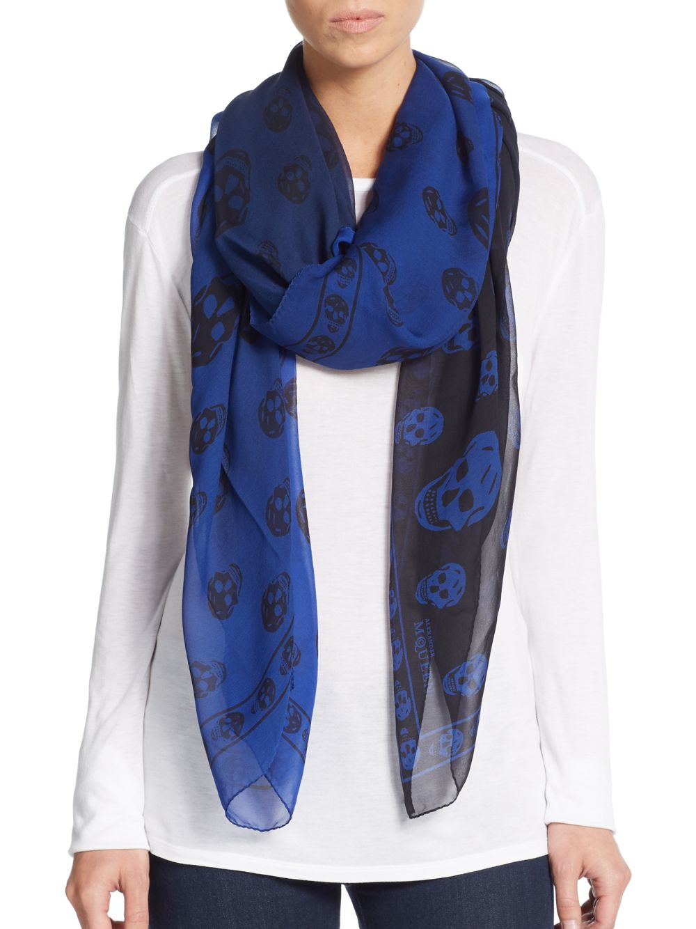 2019 year for lady- Mcqueen Alexander skull scarf blue 2019 year looks- Mcqueen Alexander skull scarf blue