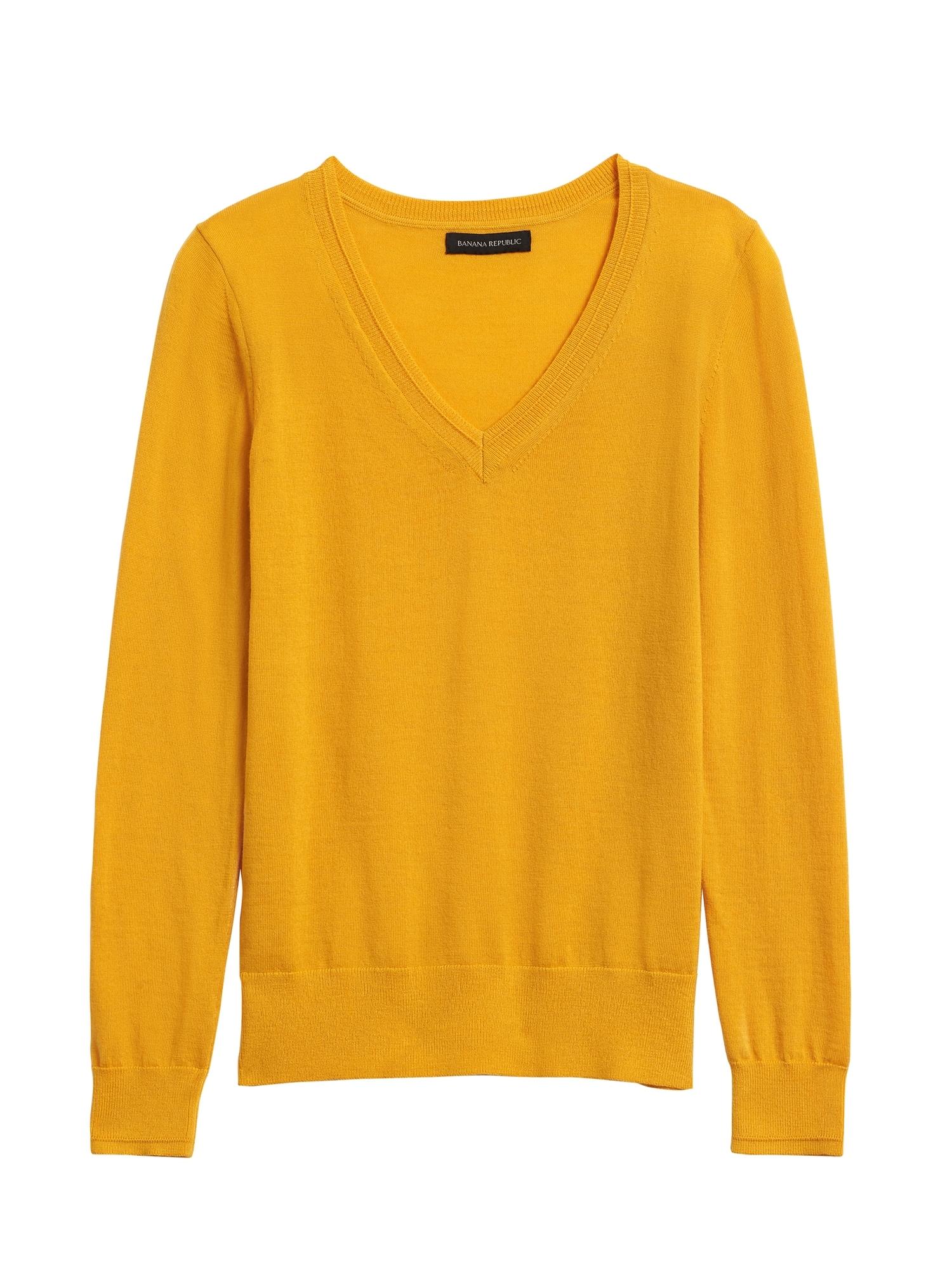 banana republic v neck