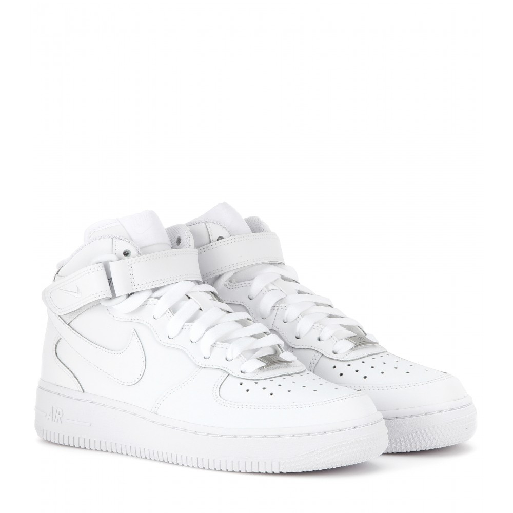 white leather nike high tops