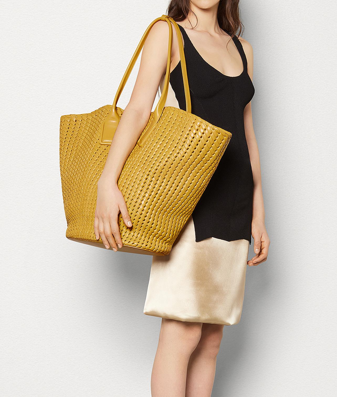 Bottega Veneta Large Basket Tote In Intreccio Rete in Yellow - Lyst