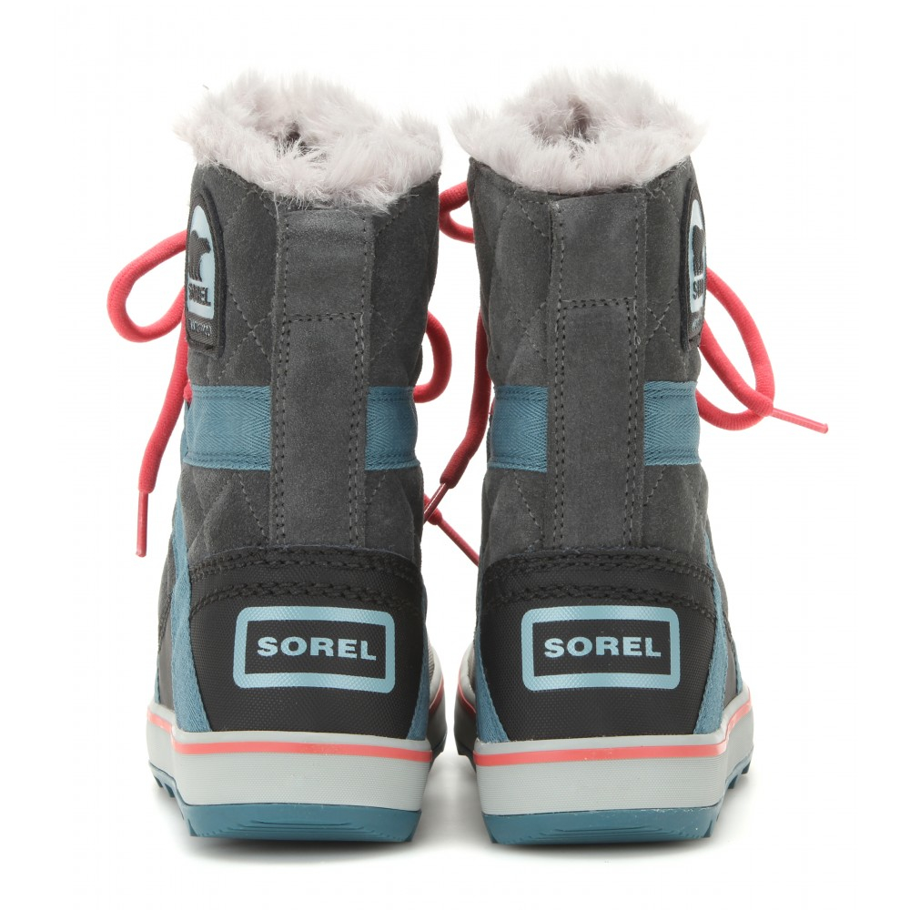gray sorel boots women