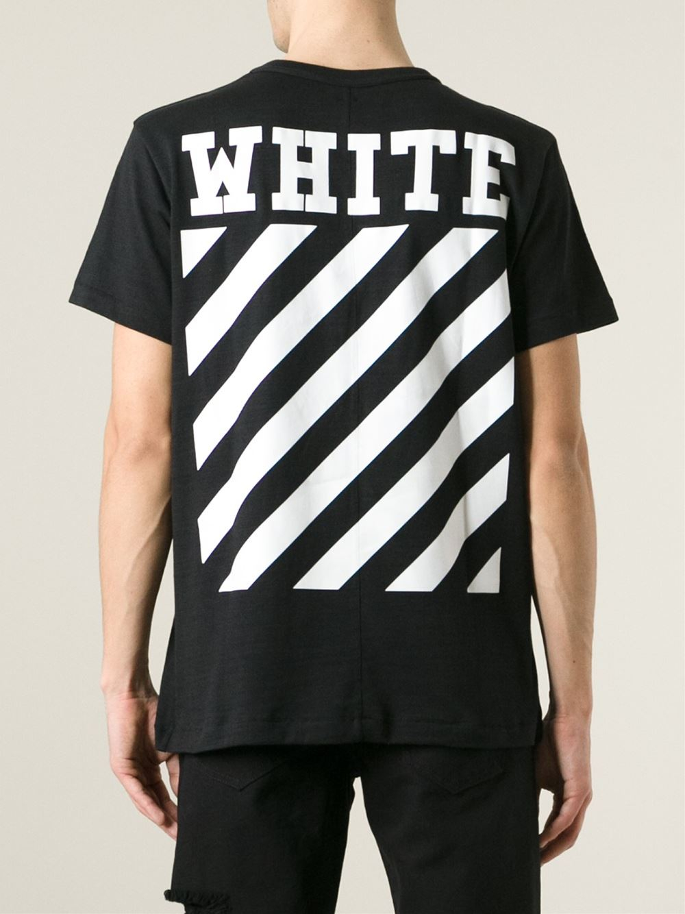 men off white tshirt