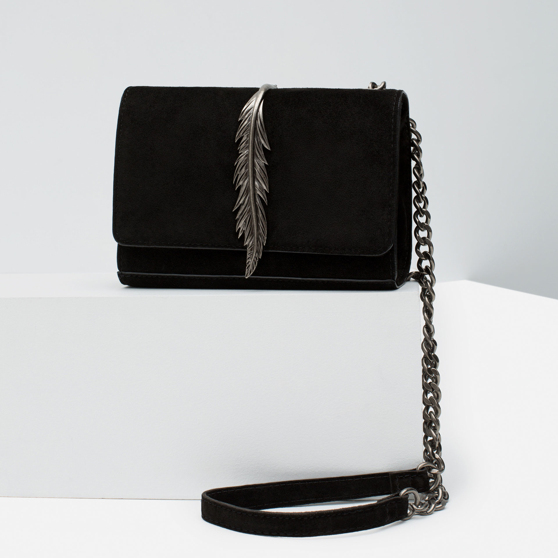 Zara Leather Messenger Bag With Metal Detail in Black | Lyst