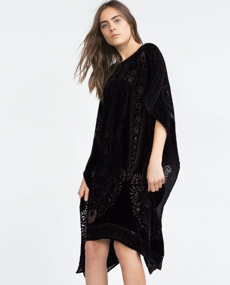 Zara Velvet Kaftan in Black | Lyst