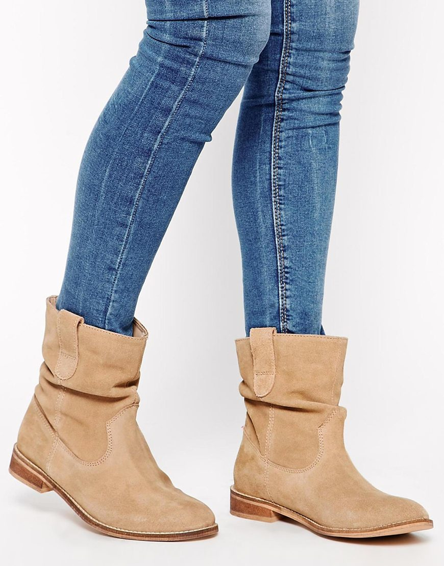 womens brown pull on boots