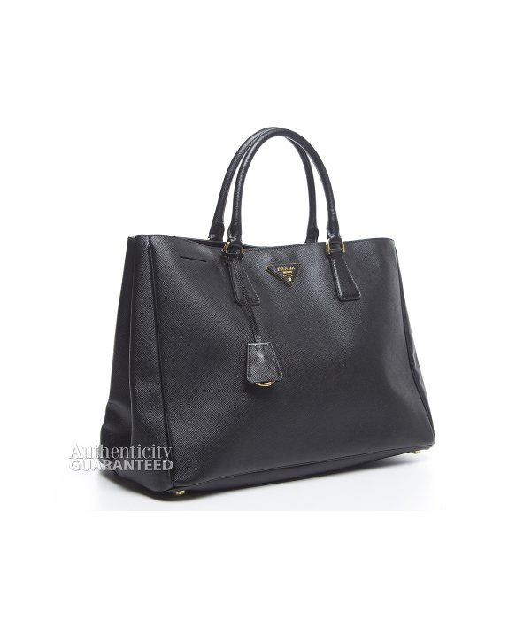 Prada Pre-owned Black Saffiano Lux Tote Bag in Black | Lyst