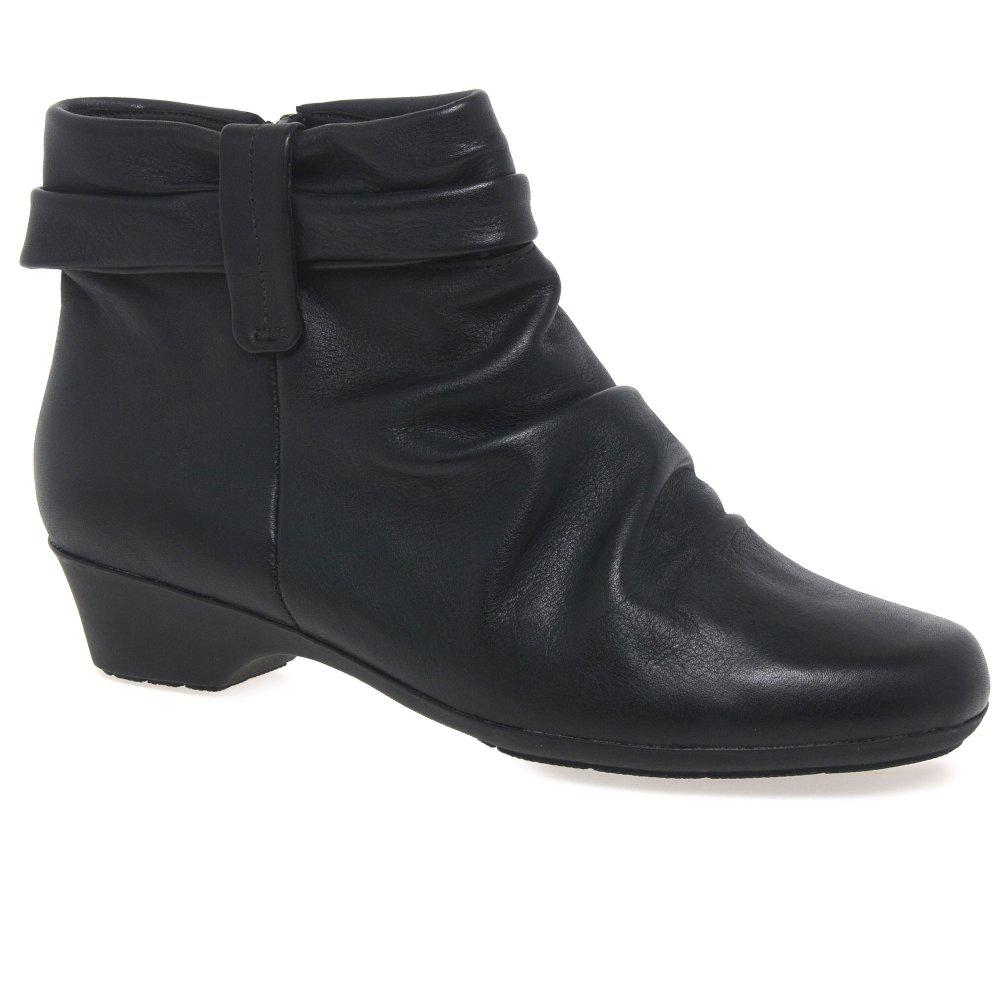 clarksladiesboots