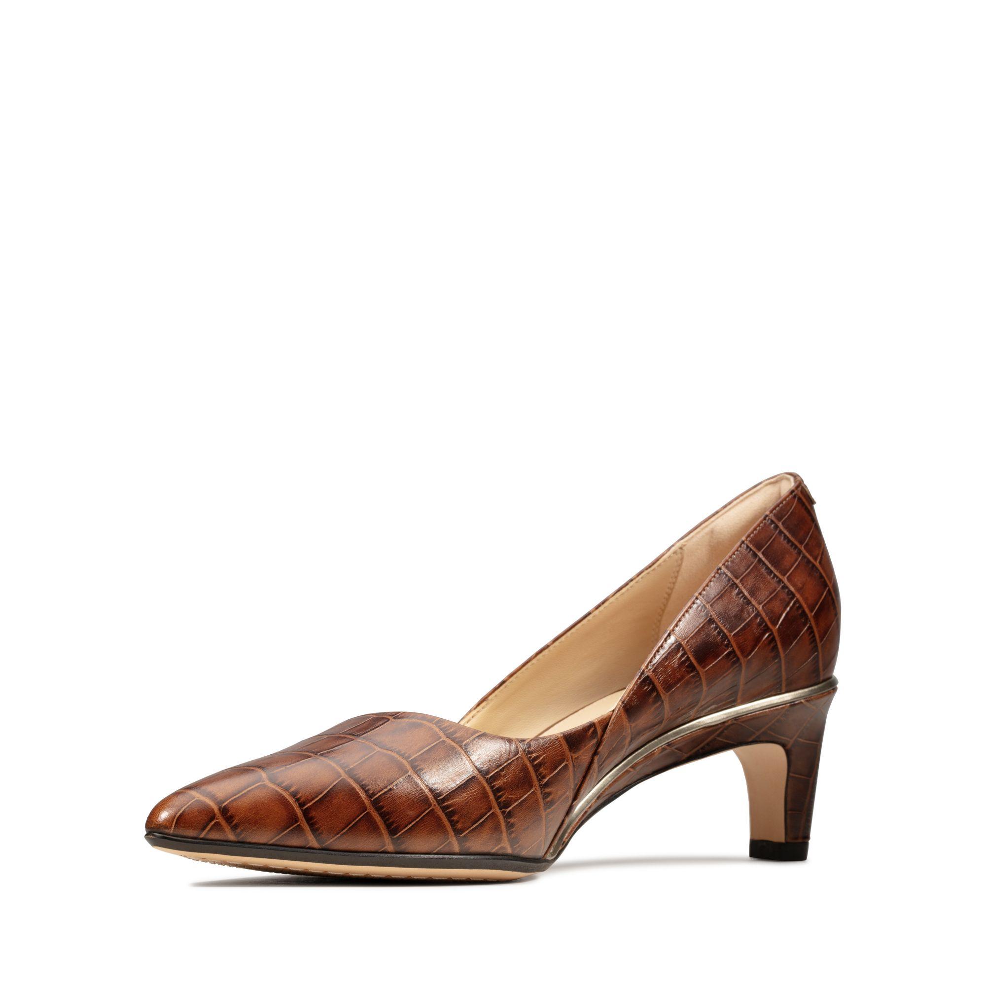 Clarks Leather Ellis Rose in Tan Leather (Brown) - Lyst