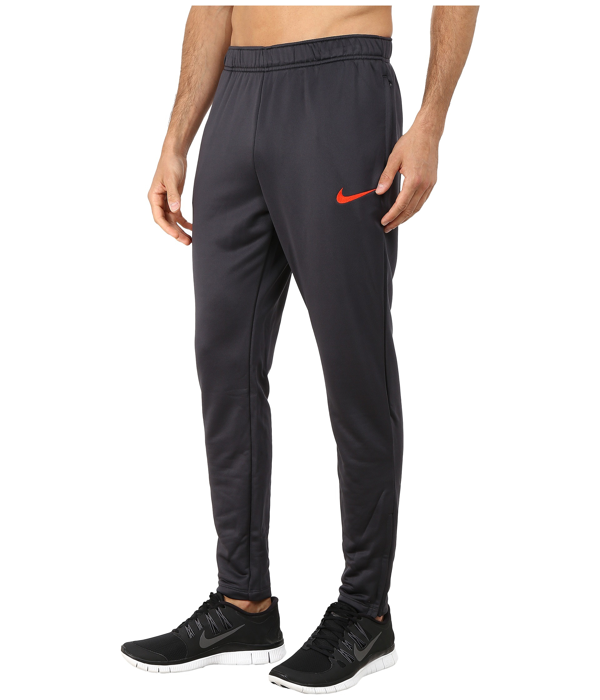 nike tech pants small