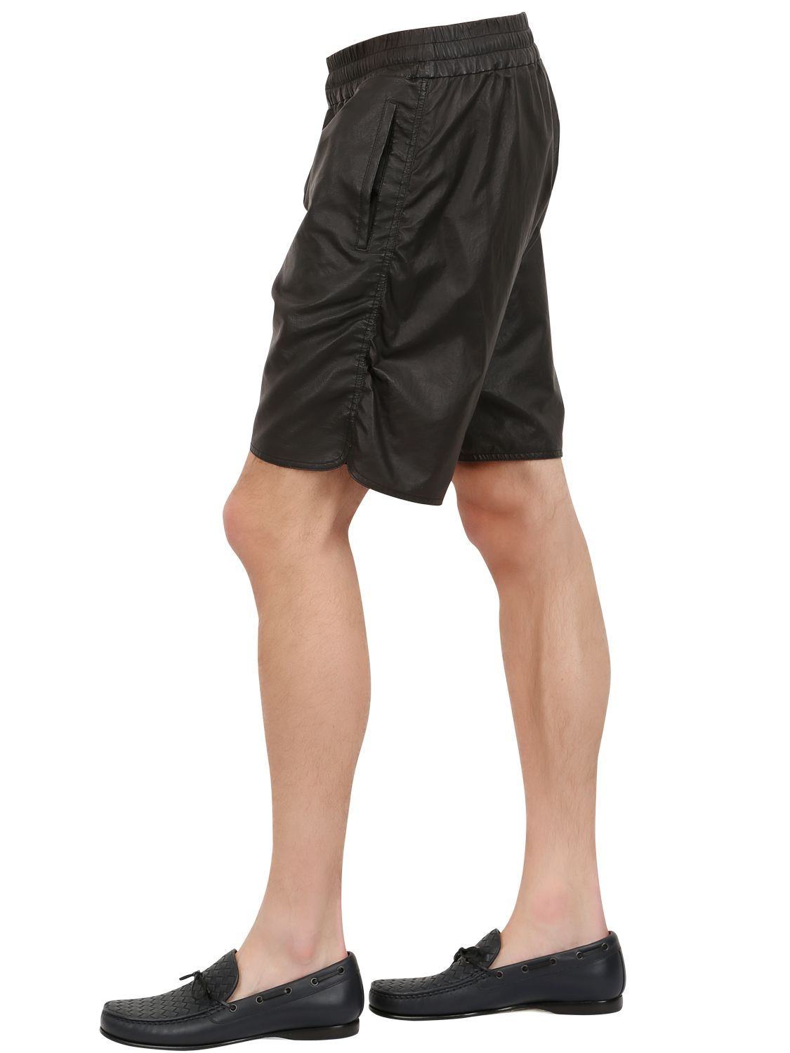 Lyst - Bottega Veneta Bonded Leather & Silk Crepe Shorts in Black for Men