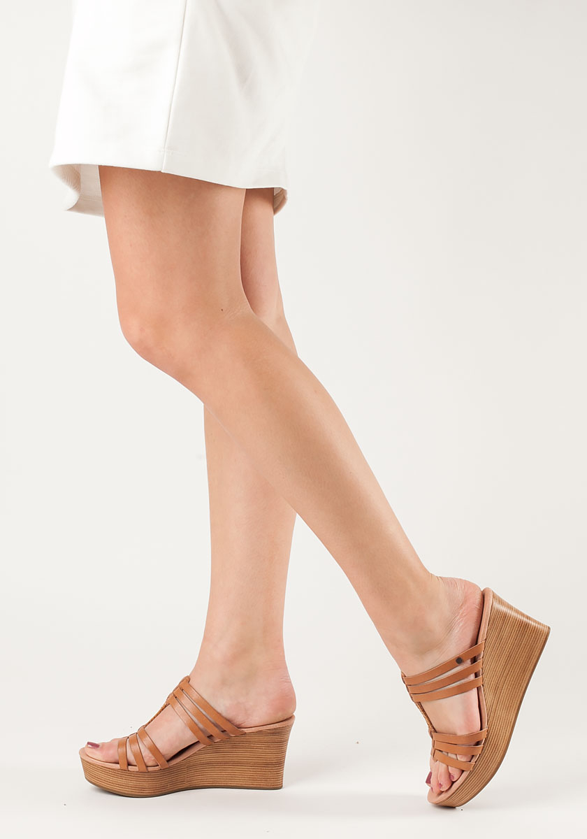 ugg platform wedge ugg platform wedge